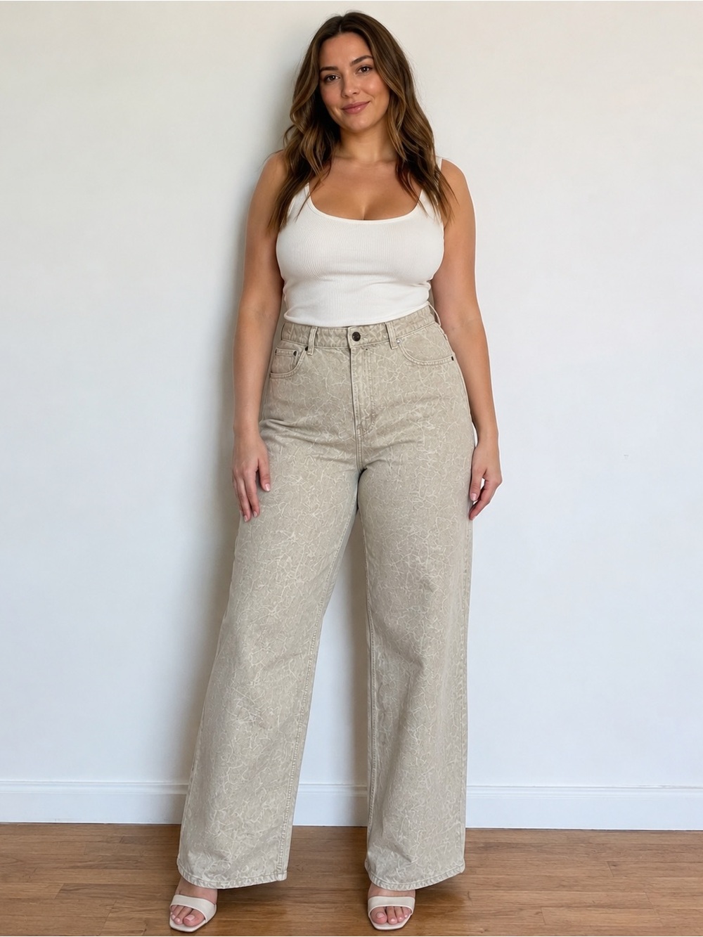 H&M Women's Wide-Leg Jeans in Light Beige